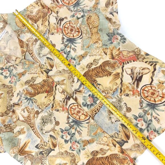 VINTAGE 100% Silk Safari Novelty Print 90's Short Sleeve Button Down Shirt Large - Picture 4 of 6